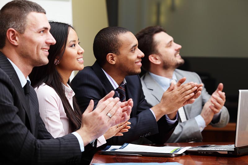 Mississippi Early course attendees clapping